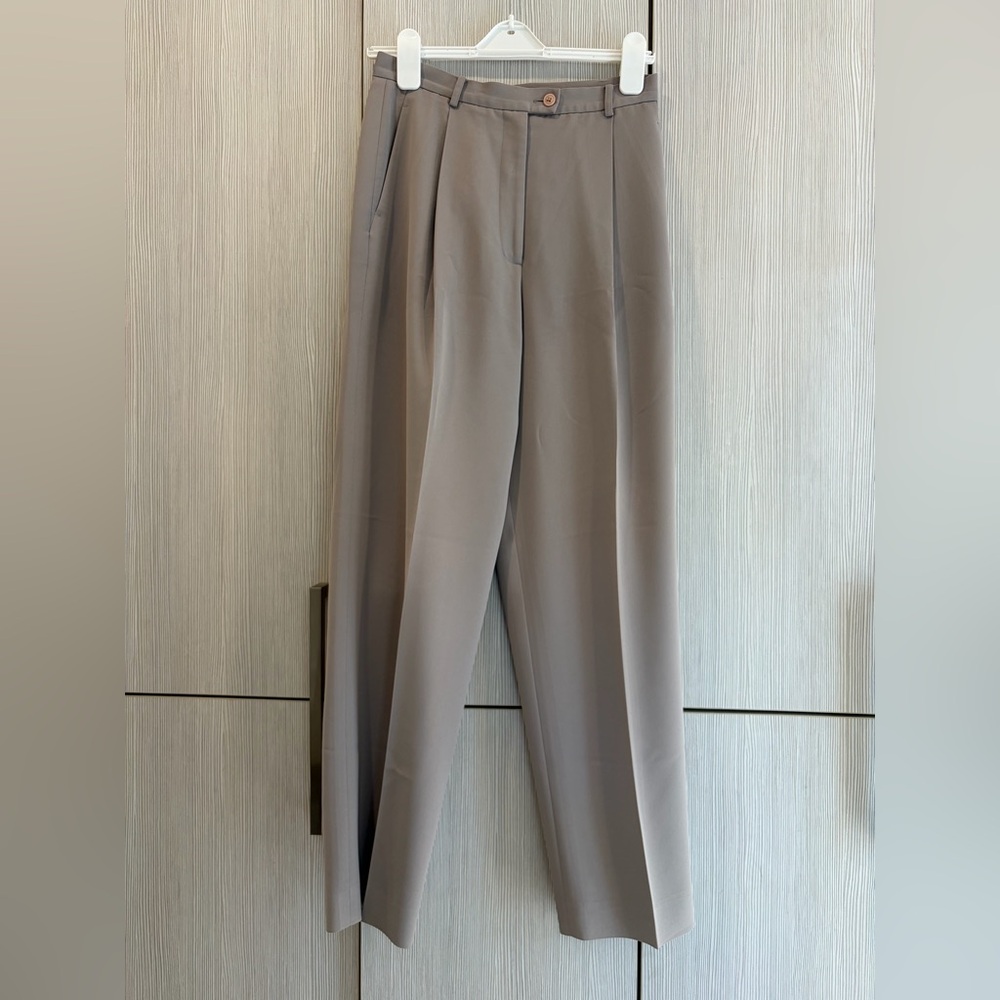 Vintage Eddie Bauer Greige Trousers Size 6 High Rise Straight Leg Pleated